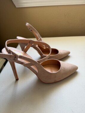 NEW size 6 Suede Stiletto Heel